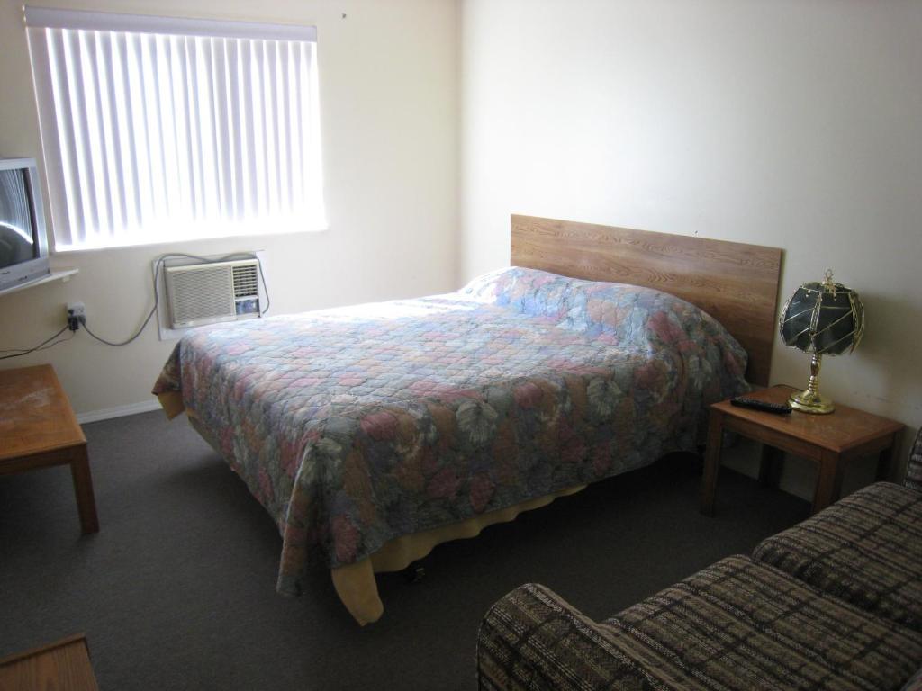 Fraser Bridge Inn And Rv Park Quesnel Quarto foto